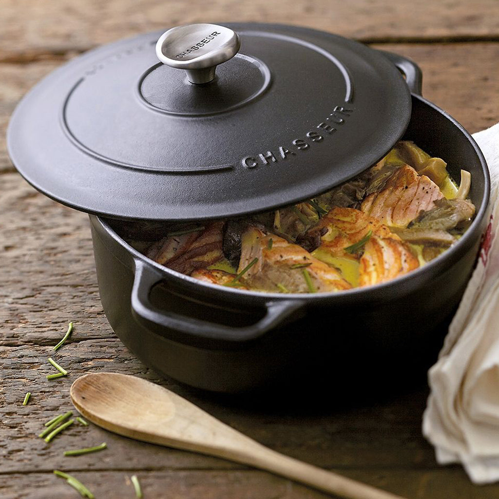 Chasseur Cast Iron Round Casserole Matte Black