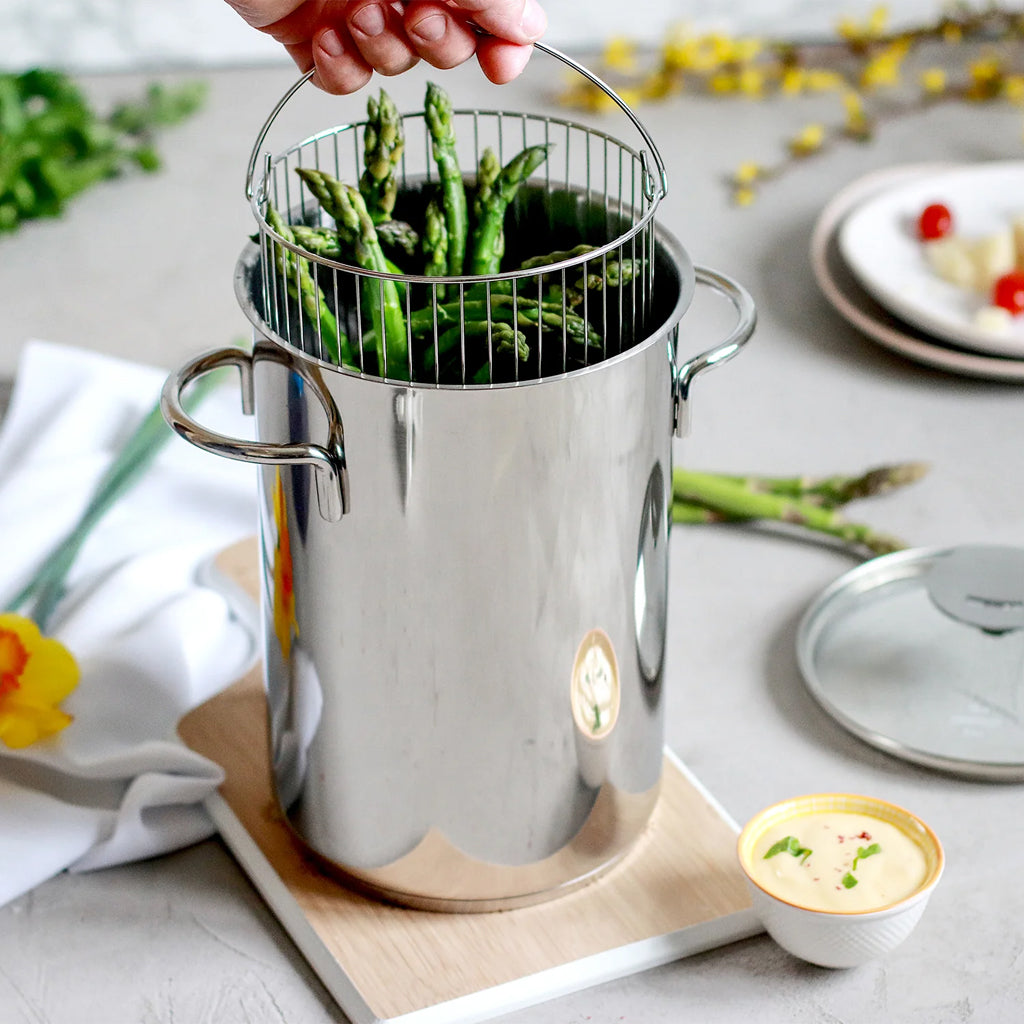 http://cantinefrancaise.com/cdn/shop/files/cristel-asparagus-pot.jpg?v=1703986497