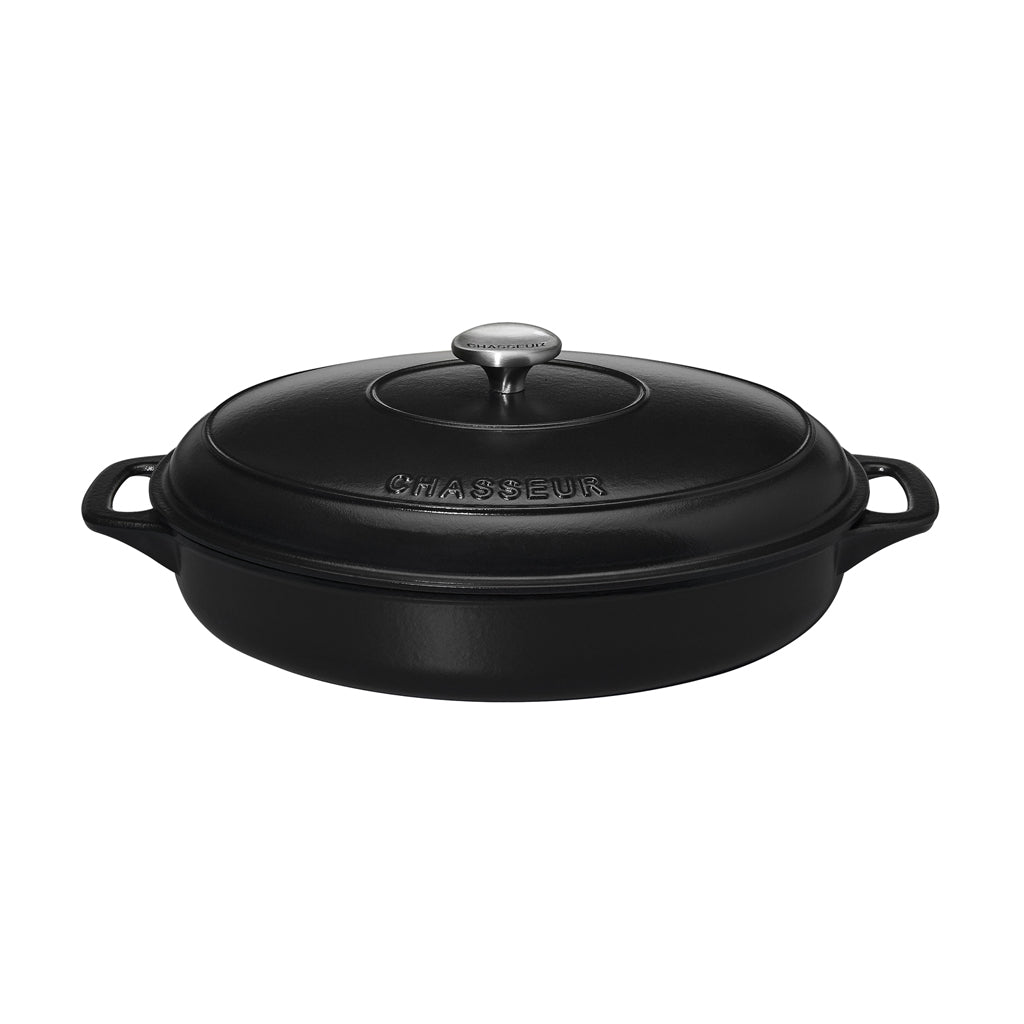 https://cantinefrancaise.com/cdn/shop/files/chasseur-cast-iron-oval-casserole-matte-black.jpg?v=1703974559&width=1024