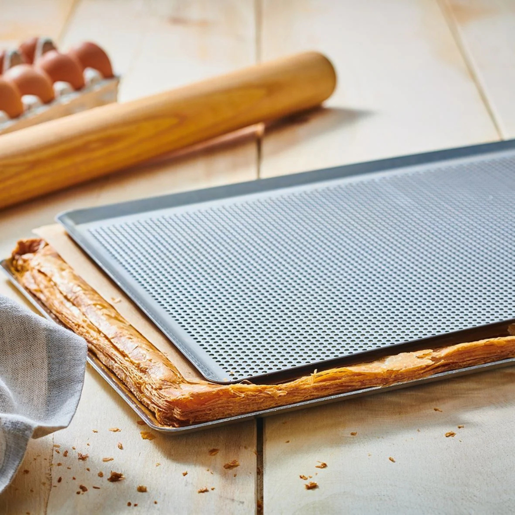de Buyer Perforated Aluminum Baking Sheet